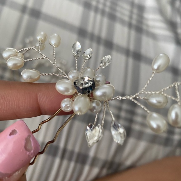 3 Wedding Hair Clips - Picture 1 of 5